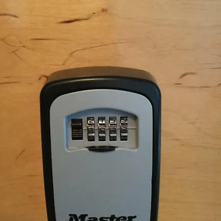 Center 2 Free Private Parking With Heating Plug * Kemi