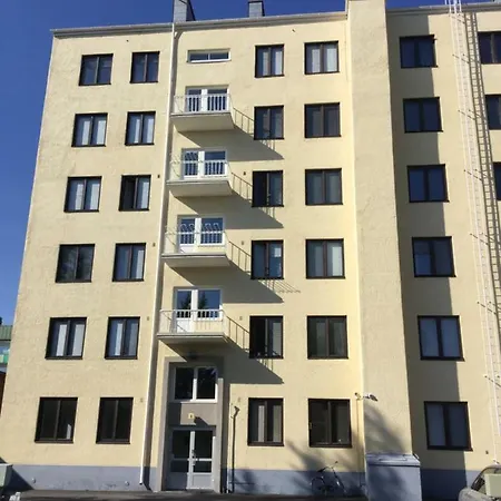 Center 2 And Kitchen Free Private Parking Huoneisto