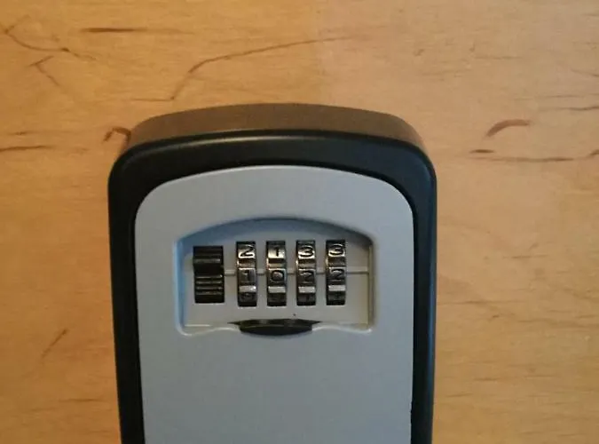 Center 2 Free Private Parking With Heating Plug * Kemi